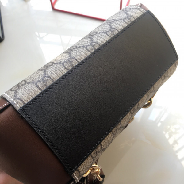 G*u*i backpack style ‎498194