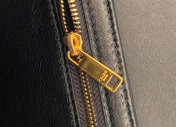 CELIN* CLASSIQUE TRIOMPHE BAG