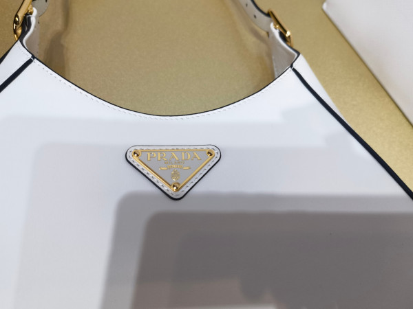 Pra*a leather shoulder bag