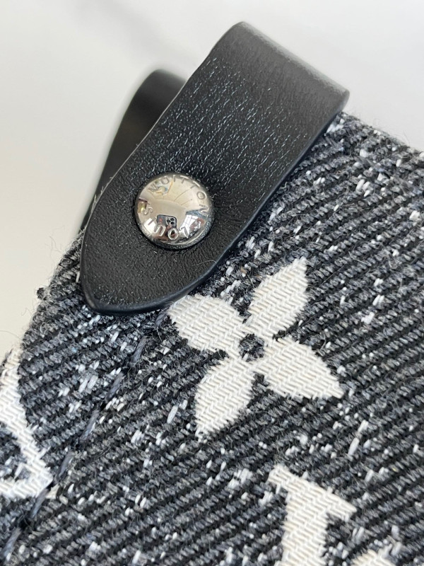 l0*is V*t0n onthego mm