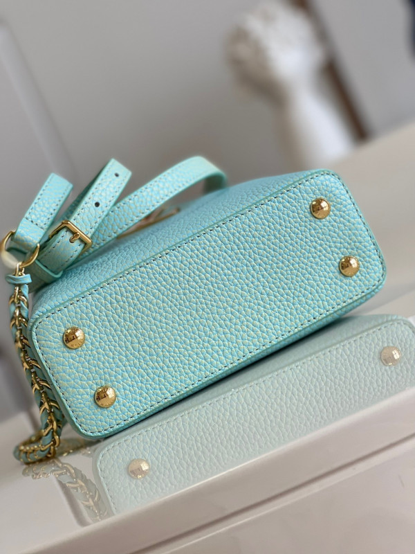 l0*is V*t0n capucines mini