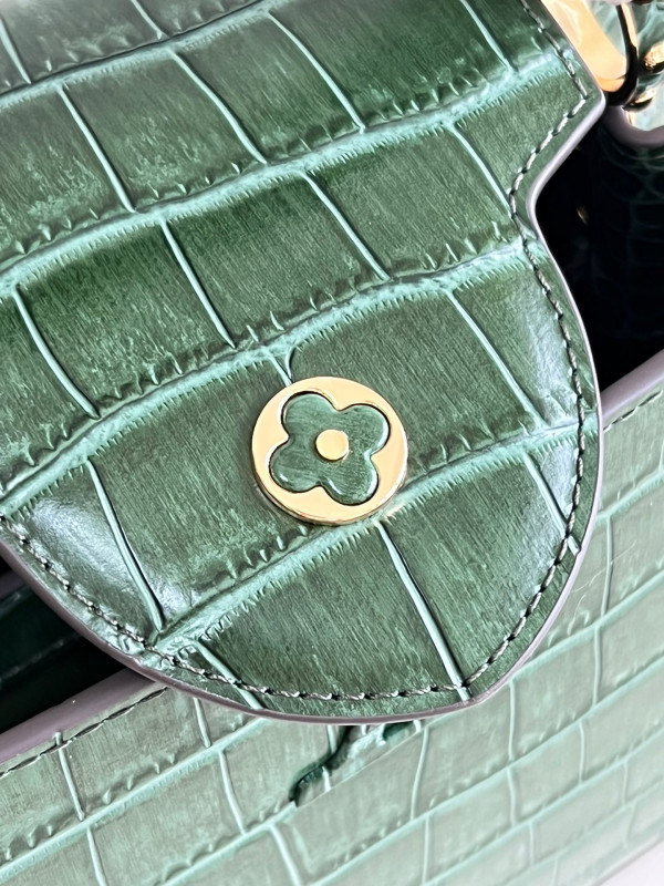 l0*is V*t0n capucines bb