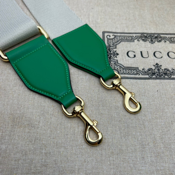 G*u*i gg matelassé leather top handle bag