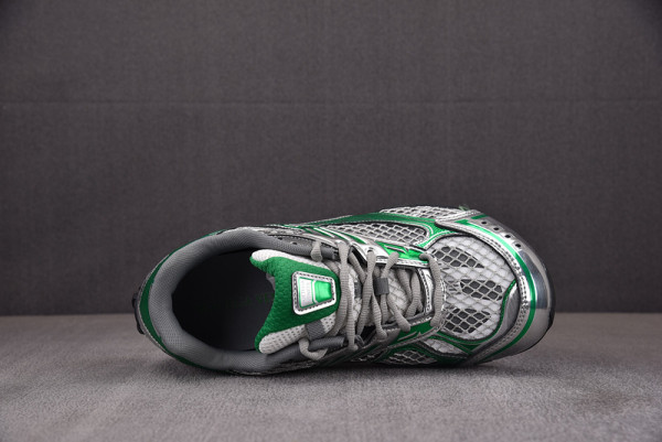 bo*te*ga Ve*ne*ta sneakers