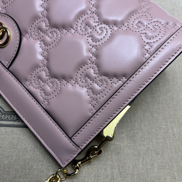 G*u*i gg matelassé leather shoulder bag