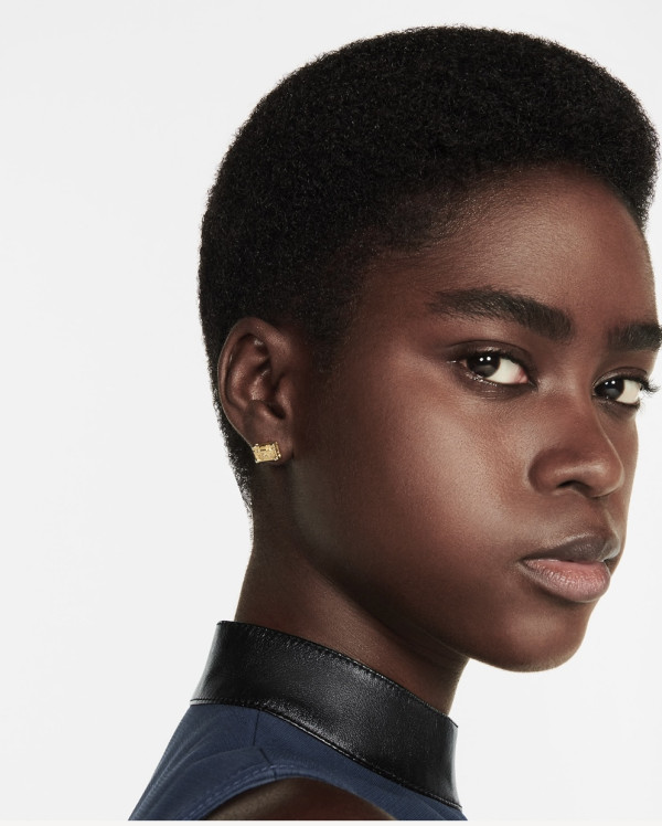 l0*is V*t0n earrings