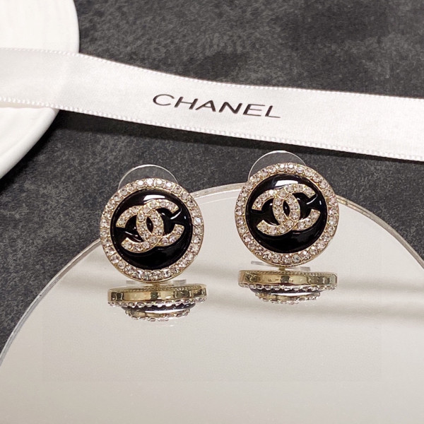 CL EARRINGS