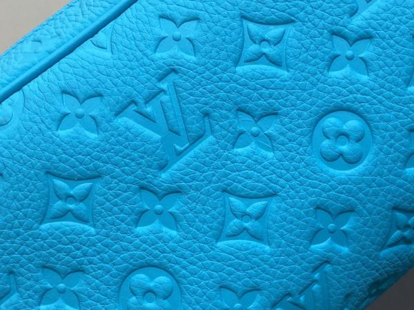 l0*is V*t0n pochette voyage-27*21*6cm