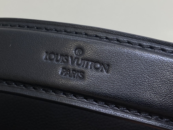 l0*is V*t0n side trunk pm-21*14*6cm