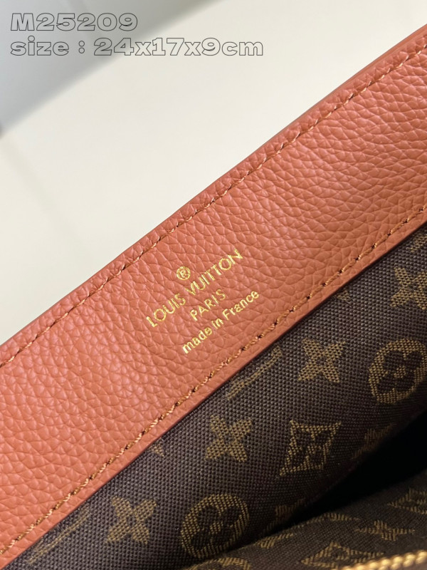 l0*is V*t0n dauphine mm