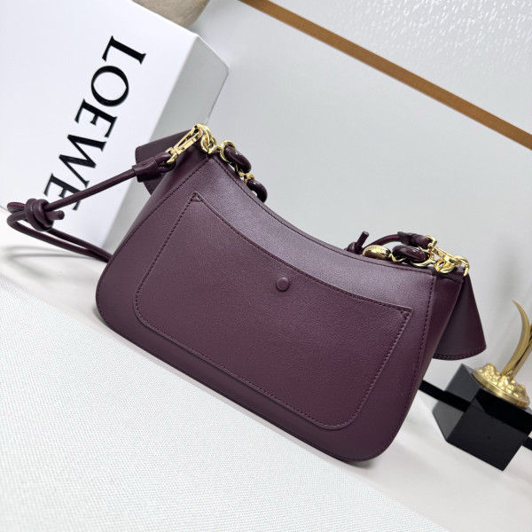 L0ew* medium ola bag in smooth calfskin - 26*18*13cm