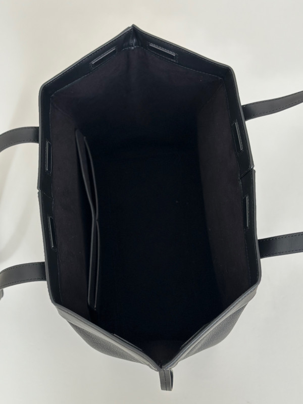 F**di origami medium - 27*16.5*27cm