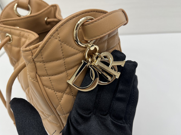 Diro D-Motion Bag - 18.5x20.5x11CM