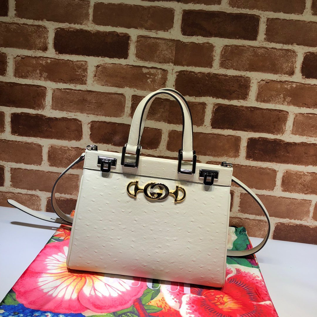 G*u*i zumi small top handle bag