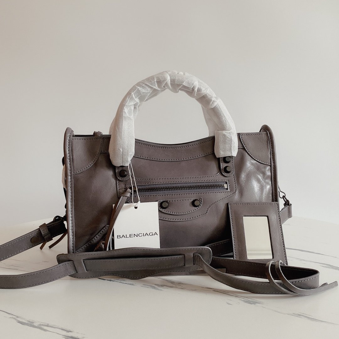 Ba*len*cia*ga classic city