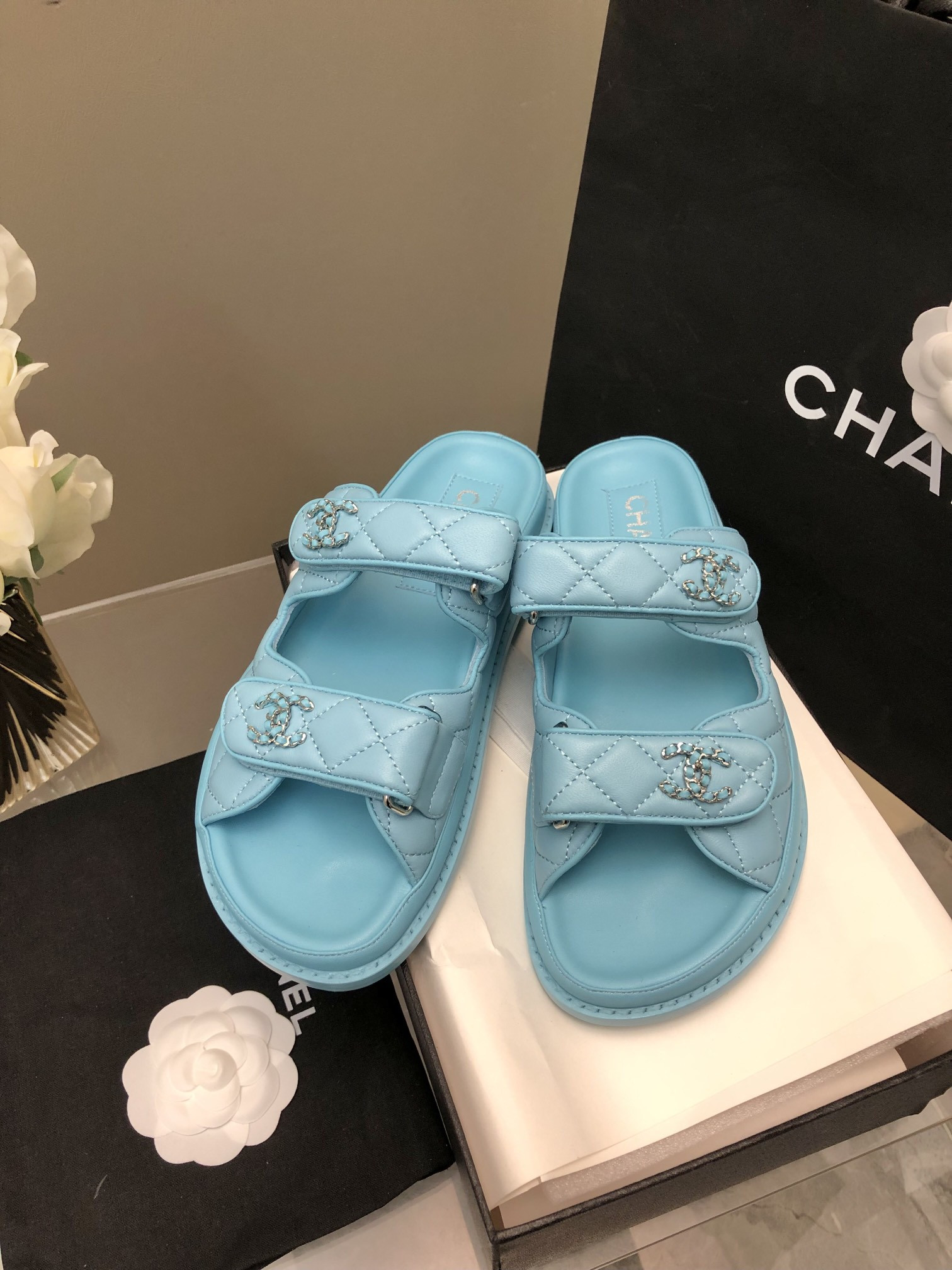 CL SANDALS